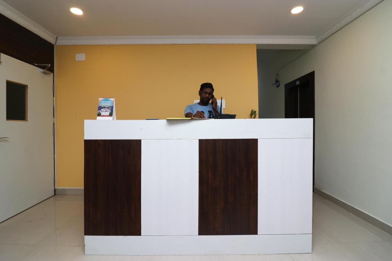 Oyo 27602 Hotel Green Space Bhubaneswar Exterior foto